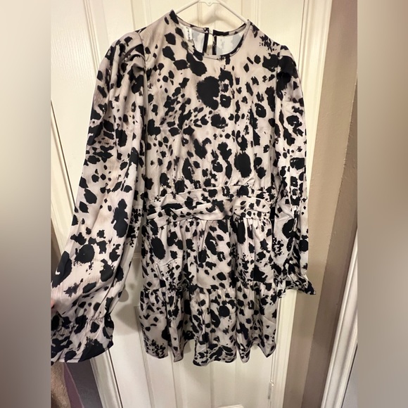 NWT Lai Meng Five Cats black and cream dress size 10 - Picture 2 of 6